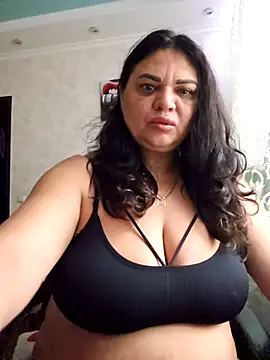 littleRikka online show from November 2025 08:08:01 AM