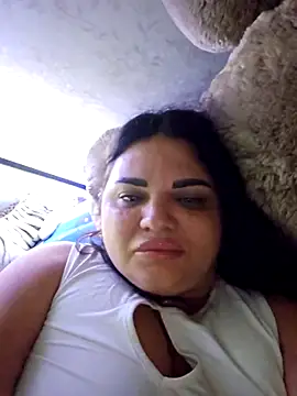 Snapshot of littleRikka chatting on September 2025 08:13:01 PM littleRikka online show from September 2025 08:13:01 PM