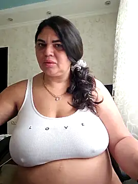 Snapshot of littleRikka chatting on October 2025 09:34:01 AM littleRikka online show from October 2025 09:34:01 AM