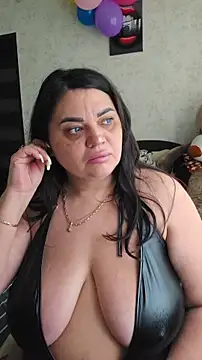 Snapshot of littleRikka chatting on April 2026 06:15:02 AM littleRikka online show from April 2026 06:15:02 AM