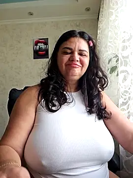 Snapshot of littleRikka chatting on October 2025 08:38:02 AM littleRikka online show from October 2025 08:38:02 AM