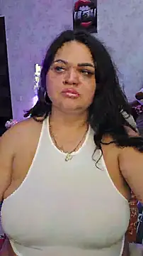 Snapshot of littleRikka chatting on March 2026 06:52:02 PM littleRikka online show from March 2026 06:52:02 PM