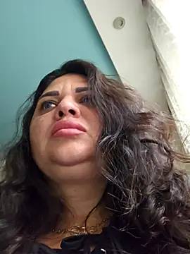 littleRikka online show from November 2025 10:37:02 AM