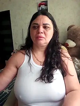 Snapshot of littleRikka chatting on April 2026 07:04:01 AM littleRikka online show from April 2026 07:04:01 AM