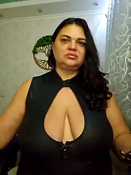 Snapshot of littleRikka chatting on September 2025 06:20:01 PM littleRikka online show from September 2025 06:20:01 PM