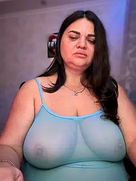 littleRikka online show from November 2025 10:54:01 PM