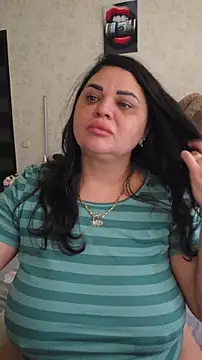 Snapshot of littleRikka chatting on March 2026 08:44:02 AM littleRikka online show from March 2026 08:44:02 AM