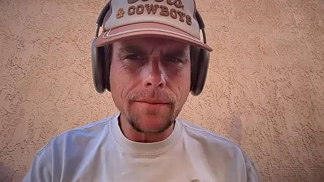 Snapshot of rusharizona chatting on October 2025 10:11:01 PM rusharizona online show from October 2025 10:11:01 PM