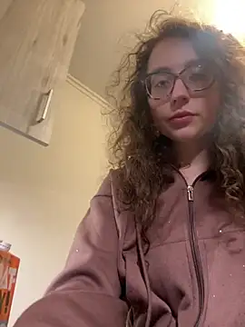 ladyturtle online show from March 2026 10:11:01 PM