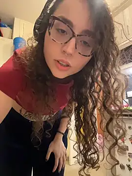 ladyturtle online show from April 2026 12:17:01 AM