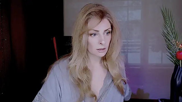 Eleonores online show from October 2025 05:08:01 AM