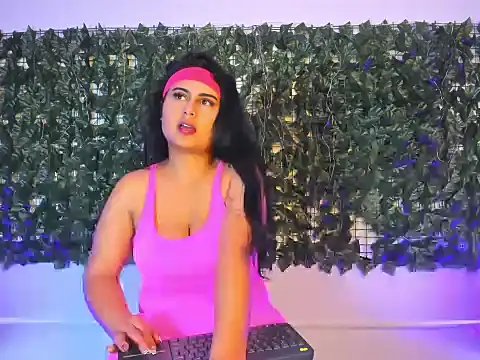 AbbyTaylorr online show from March 2026 07:26:01 PM