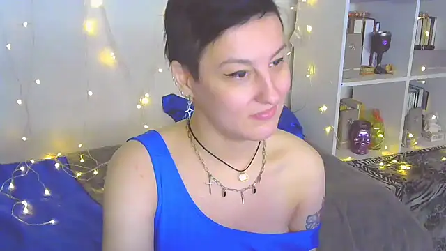 Snapshot of MartaBounty chatting on December 2024 08:03:02 PM MartaBounty online show from December 2024 08:03:02 PM