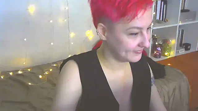 Snapshot of MartaBounty chatting on February 2025 07:35:02 PM MartaBounty online show from February 2025 07:35:02 PM