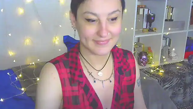 Snapshot of MartaBounty chatting on December 2024 04:56:02 PM MartaBounty online show from December 2024 04:56:02 PM