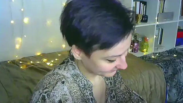 Snapshot of MartaBounty chatting on February 2025 11:52:01 PM MartaBounty online show from February 2025 11:52:01 PM