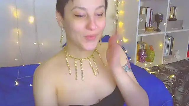 Snapshot of MartaBounty chatting on December 2024 07:21:01 PM MartaBounty online show from December 2024 07:21:01 PM