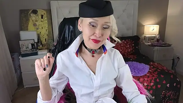 RoxalanaStar online show from May 2026 09:21:01 PM