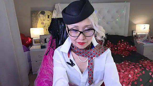 RoxalanaStar online show from March 2026 08:21:02 PM