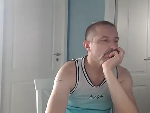 MisterFaithRO online show from June 2026 01:27:02 PM