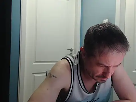 MisterFaithRO online show from May 2026 08:18:01 PM