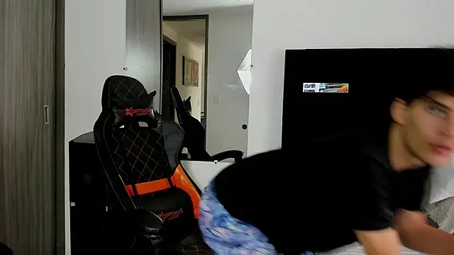 Dimitrixxx   online show from February 2025 01:05:01 PM