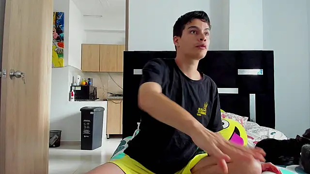 Dimitrixxx   online show from September 2025 04:17:01 PM