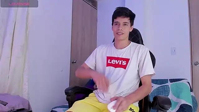 Dimitrixxx   online show from October 2025 01:59:02 AM