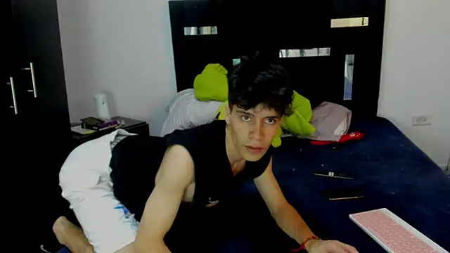 Dimitrixxx   online show from February 2026 10:53:01 PM