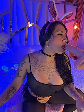 Tattooed spittingdoll online show from April 2026 11:28:01 PM