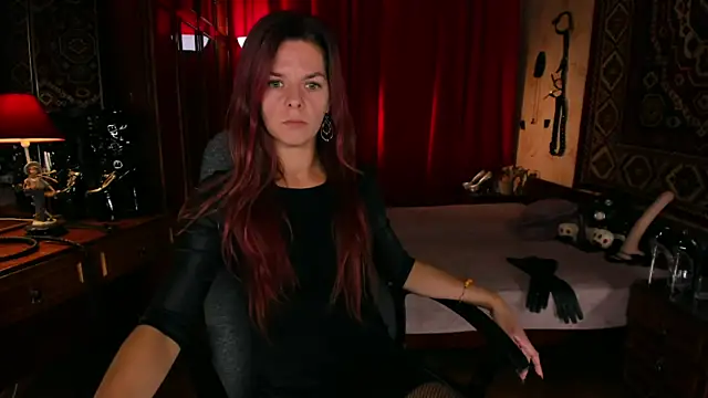 MargoTigress online show from October 2025 09:30:01 AM