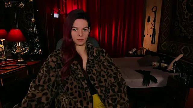 MargoTigress online show from March 2026 08:32:02 AM