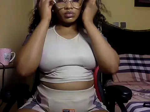 BOOTYBANGER24xx online show from May 2026 09:26:01 AM