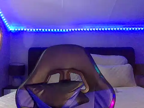 BOOTYBANGER24xx online show from September 2025 01:37:02 AM