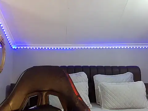 BOOTYBANGER24xx online show from October 2025 02:43:02 AM