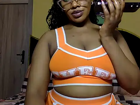 BOOTYBANGER24xx online show from March 2026 01:44:01 PM