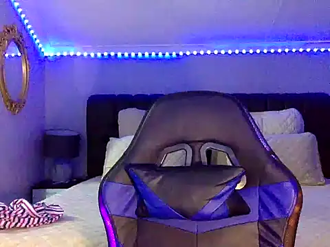 BOOTYBANGER24xx online show from September 2025 01:06:02 AM