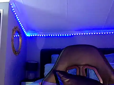 BOOTYBANGER24xx online show from September 2025 01:53:02 AM