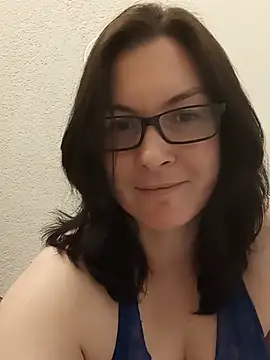 DesreRose online show from July 2026 12:54:01 AM