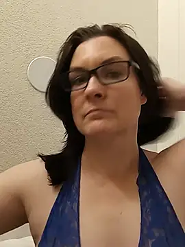 DesreRose online show from July 2026 12:46:01 AM