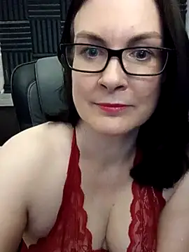 DesreRose online show from April 2026 11:55:02 PM