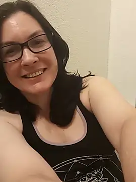 DesreRose online show from July 2026 10:42:01 PM