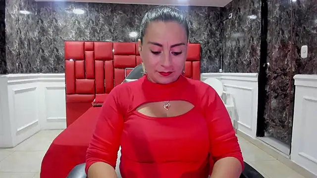 Imyourdirtymilf online show from September 2025 07:32:01 PM