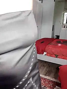 Snapshot of HotSpicyGujju chatting on February 2025 07:47:02 PM HotSpicyGujju online show from February 2025 07:47:02 PM