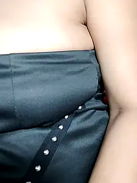 Snapshot of HotSpicyGujju chatting on February 2025 10:52:02 PM HotSpicyGujju online show from February 2025 10:52:02 PM