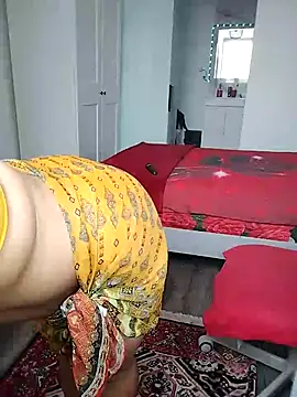 Snapshot of HotSpicyGujju chatting on March 2025 09:40:01 AM HotSpicyGujju online show from March 2025 09:40:01 AM