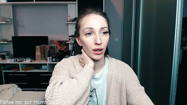 Natalimeowks online show from February 2025 02:10:02 PM