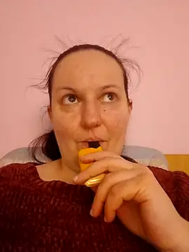 BustyLadyAlma online show from March 2026 06:37:02 AM