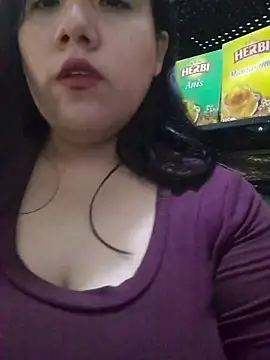 Snapshot of Kalani_Engel chatting on May 2026 04:00:02 AM Kalani Engel online show from May 2026 04:00:02 AM