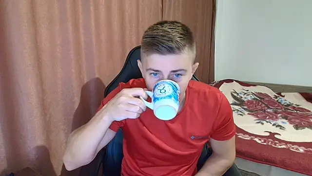 Snapshot of Todhorny9873 chatting on March 2025 06:42:01 AM Todhorny9873 online show from March 2025 06:42:01 AM